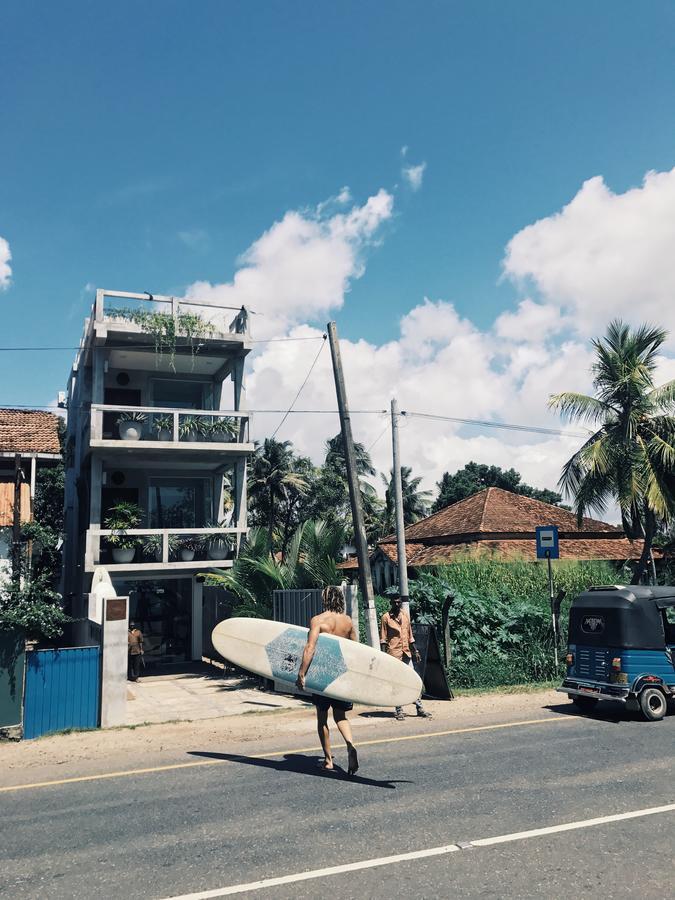 Ceylon Sliders Hotel Weligama Exterior photo