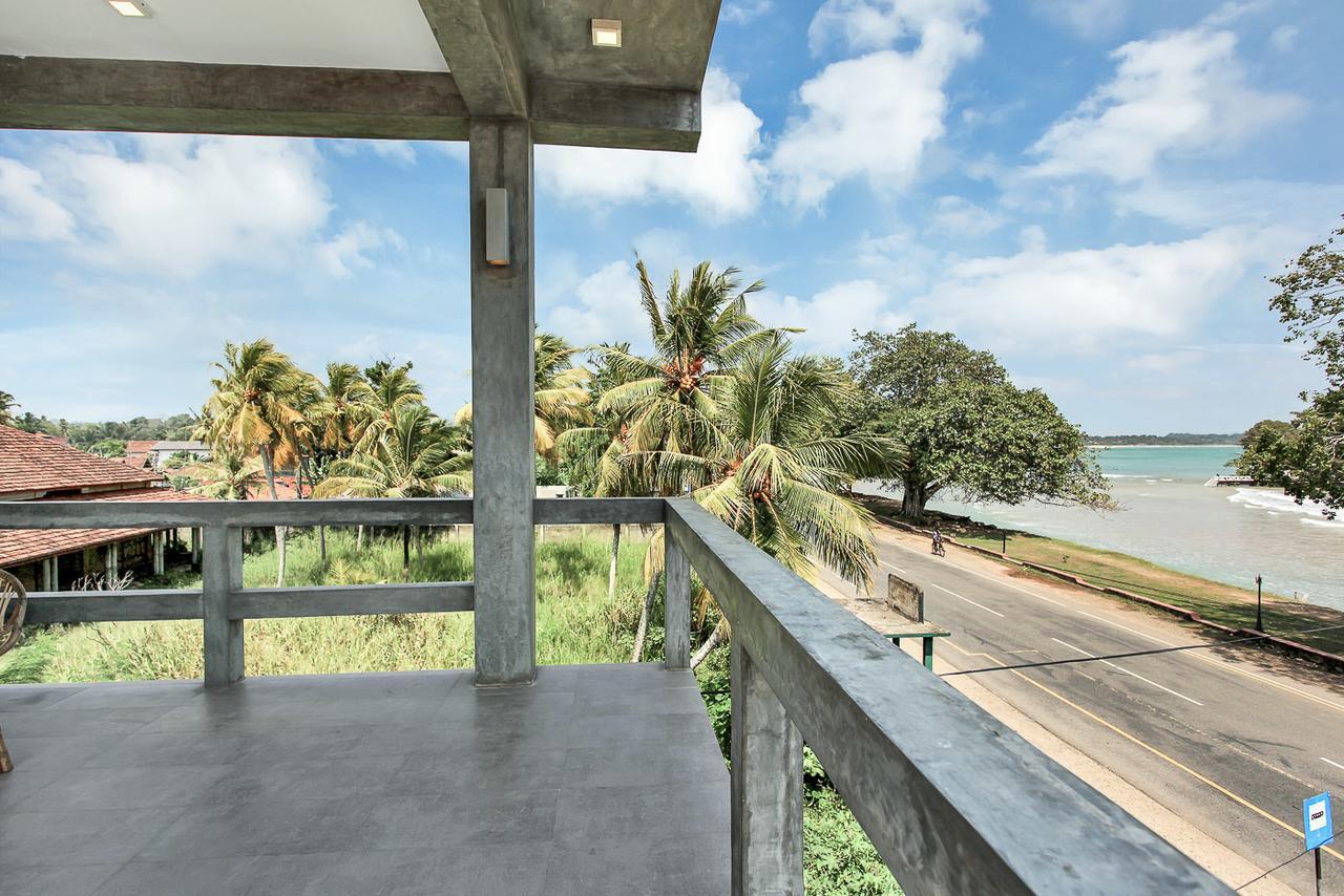 Ceylon Sliders Hotel Weligama Exterior photo